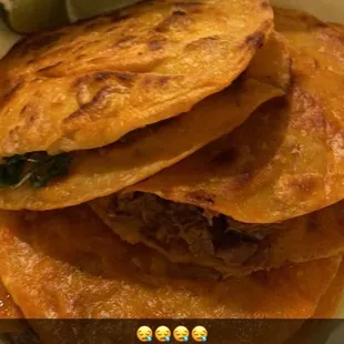 I had the mulitas and they were incredible.