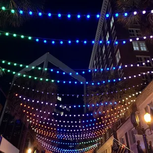 Holiday lighting