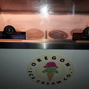 Icecream flavors... hard to get them with the cell