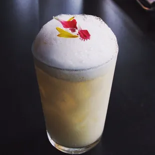 SIAM SUNRAY (vodka, tom yum liqueur, lime, lychee air)