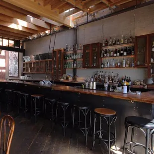 WALLFLOWER BAR / photo: Damon Keith Luu