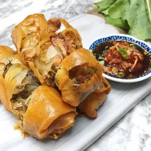 DUCK LUMPIA (crispy duck roll, vermicelli, lettuce, sorrel, chili dip) / photo: Gillian @palette_hunter