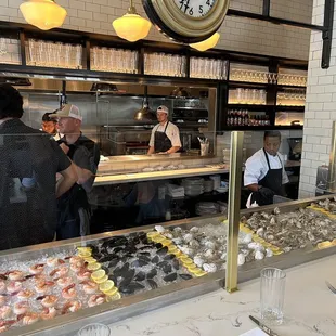 Shellfish bar