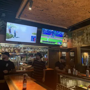 Main bar
