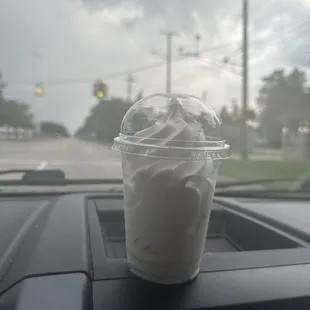 Frozen Yogurt. Fat free and sugar free. Very good.