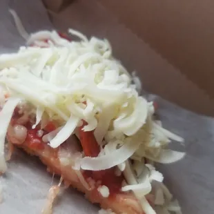 2 center slices Pepperoni, mushrooms and extra cheese