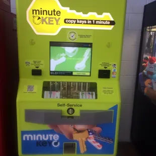 Key machine makes keys in 1 minute