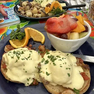 Shrimp and Tomato Benedict