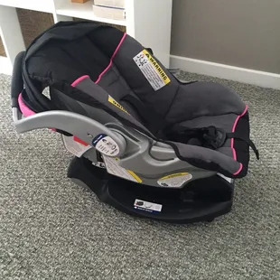 We provide car seats. Best airport shuttle of East Bay