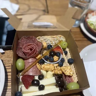 Lunchable box