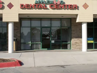 Applewood Dental Center