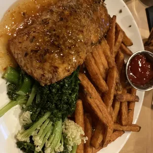 Walnut Salmon with sweet potato fries and veggies of the day