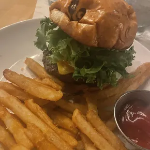 Classic Cheese Burger*