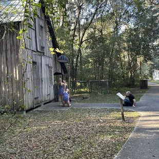 Photographer using park for back drop