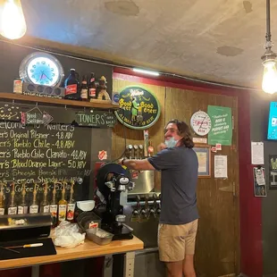 My good luck to stop here! Super beer with awesome customer service...