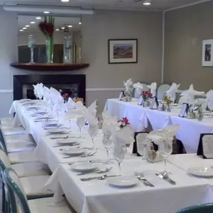 Upscale Cottage Banquet Room Walter's Restaurant Claremont, CA