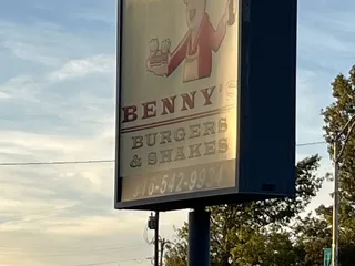Benny's Burgers & Shakes