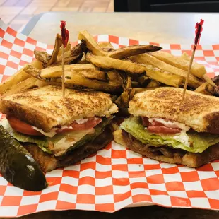BLT