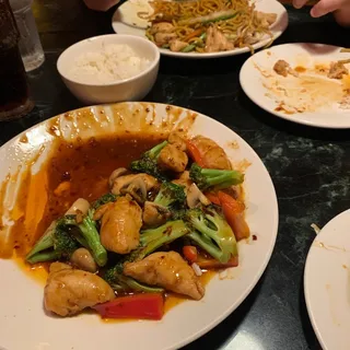 Chicken Lo Mein