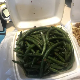 Dry Sauteed String Bean With Almonds*