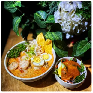 Shrimp Creamy Tom Yum Noodle (Lunch Special)