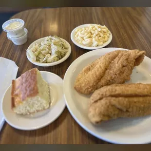 Fried catfish with cabbage and Mac and cheese