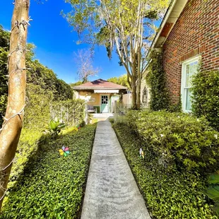 Wandaful Things -- storefront