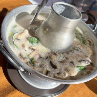 Hot Pot Chicken