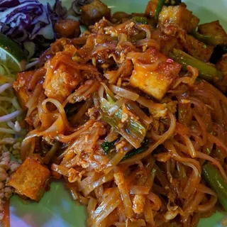 25. Pad Thai