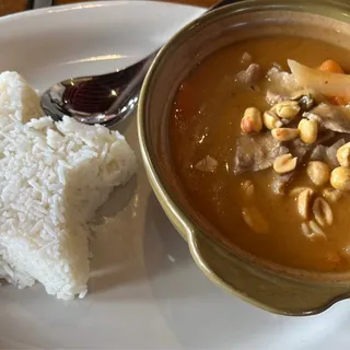 41. Massamun Curry