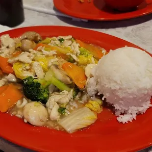 Moo Goo Gai Pan