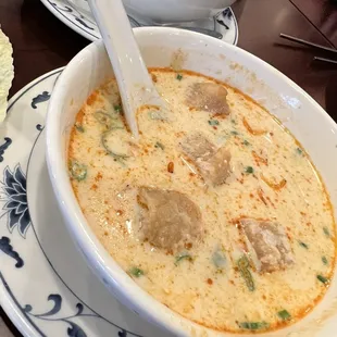 Salty soy milk soup (add hot chili)