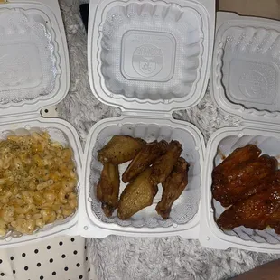 Mac and cheese, lemon pepper and buffalo