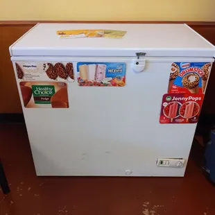 Sophisticated deserts! I imagine the last popsicle on earth will be secured in a chest freezer like this!!!