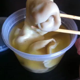 Wonton soup