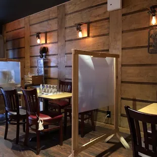 Indoor with partitions between tables