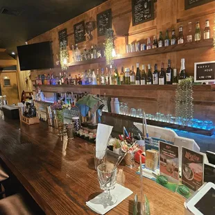 sushi and sashimi, interior