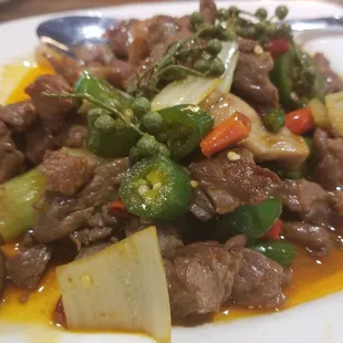 Pepper pepper beef cube. Good balance of spicy and numbing (ma and la).