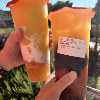 Aiyu Jelly Lemon Tea 金牌愛玉檸檬
