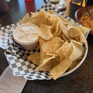 Chips and queso