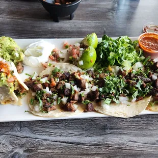 El Carbon tacos