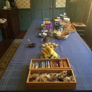 Daily continental breakfast (no home cooked meal)