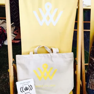 Free #WardVillage bag and popcorn! Let's watch Just Eat It!