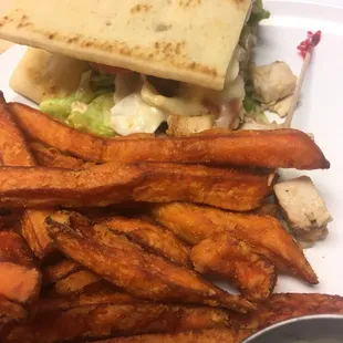 SW chicken flat bread.   Delicous. With sweet potatoe fries.