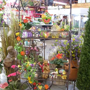 Ward&apos;s Garden Center