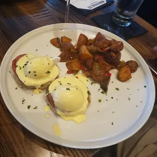 Eggs Benedict