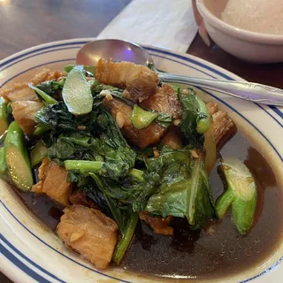 Crispy Pork With Chinese Broccoli