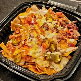 Half order pulled pork nachos