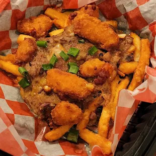 Half order brisket poutine