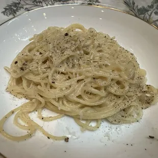 Cacio E Peppe